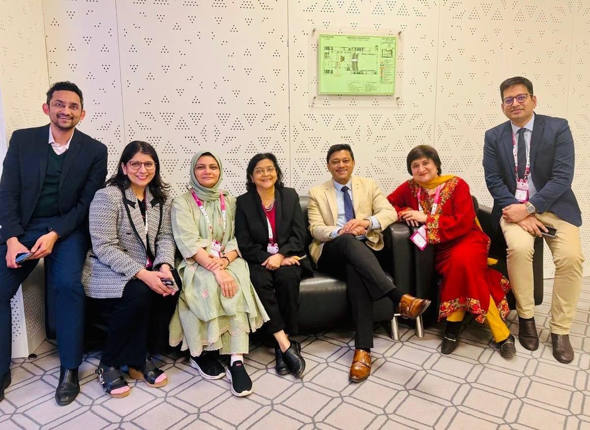 AGRS Core Team with President Dr. Rooma Sinha and Secretary Dr. Anshumala